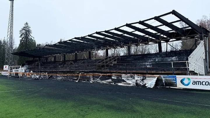 Un equipo de Finlandia descendió y sus hinchas incendiaron el estadio