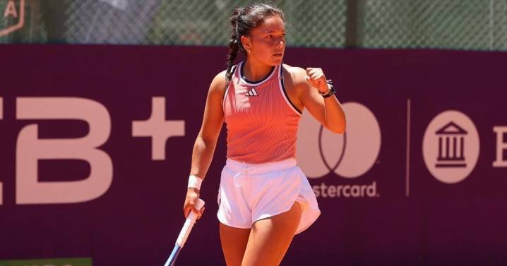 Lucciana Pérez le ganó a peruana Leticia Bazán por 2 sets a 0 en el W15 Lima y avanzó a octavos de final
