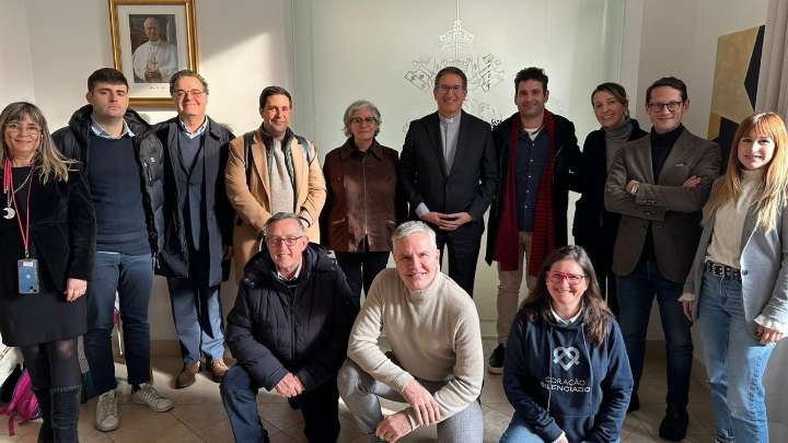 Víctimas de abusos se reúnen con la comisión antipederastia del Vaticano