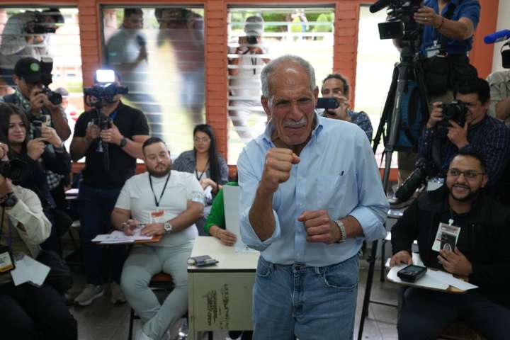 Nasry Asfura lidera los primeros resultados preliminares de las elecciones en Honduras