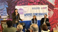 Entrega DIF Estatal sillas de ruedas y aparatos funcionales