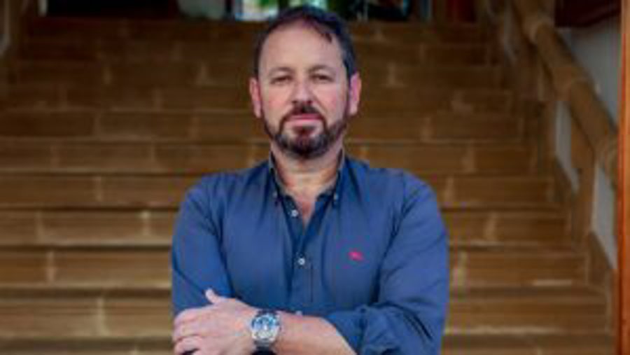 Retiran las delegaciones y la tenencia de alcaldía a un edil de Vox en Jávea por presunto acoso sexual