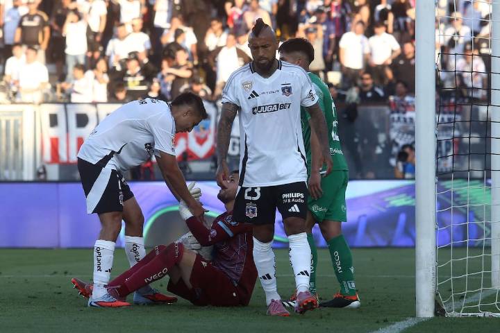 “Faltaron Pavez y Vidal”: así reaccionaron los hinchas de Colo Colo a las primeras salidas del plantel para 2026