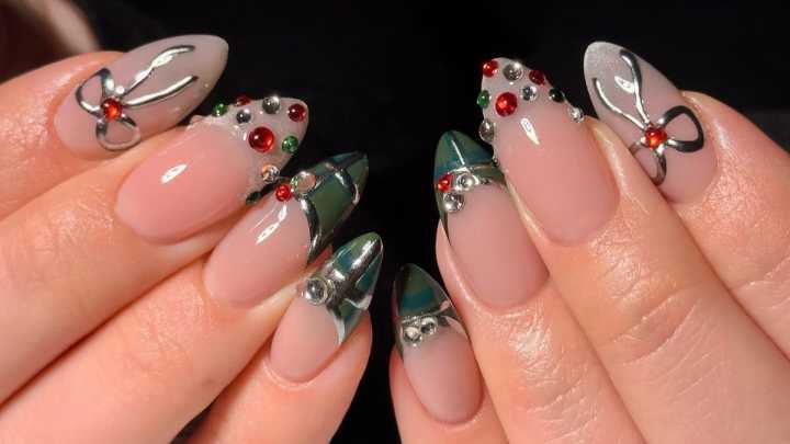 Uñas con piedras: 5 formas de lucir de forma elegante y refinada este manicure en Navidad