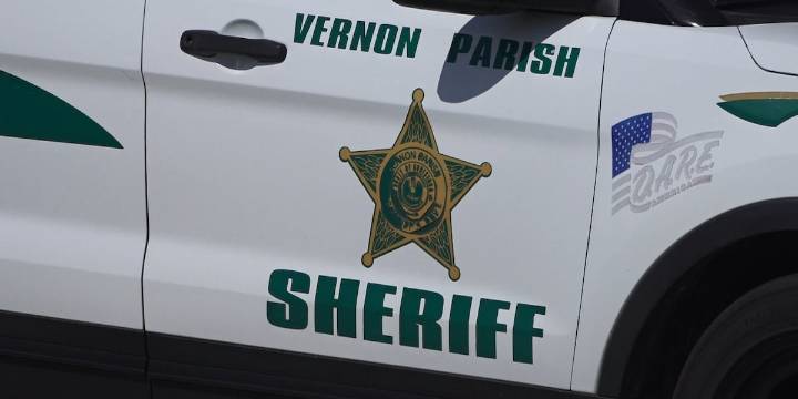 Anacoco High School student arrested, another suspended for alleged threats of violence