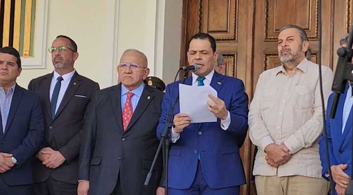 Alianza Democrática condenó “asalto” de buque petrolero por parte de Estados Unidos