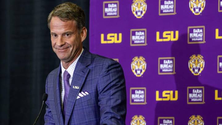 A 4-star WR recruit and former Ole Miss commit is signing with Lane Kiffin at LSU