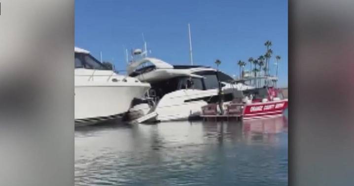 No injuries after boat crashes at Dana Point harbor