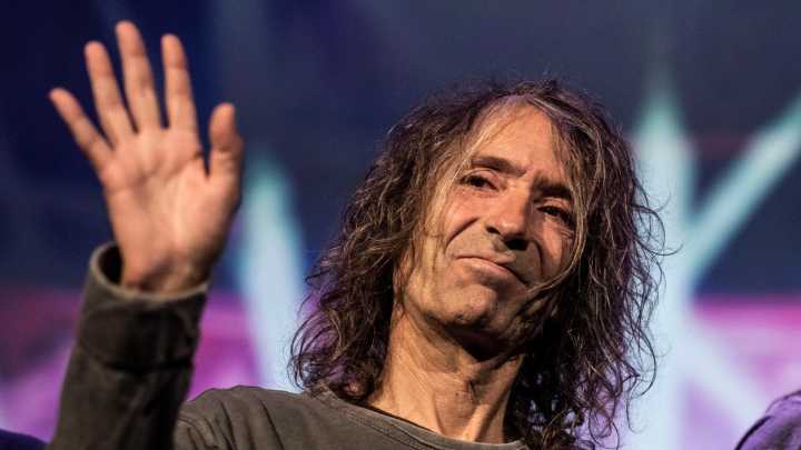 Muere el extremeño Robe Iniesta, el alma de Extremoduro y leyenda del rock español
