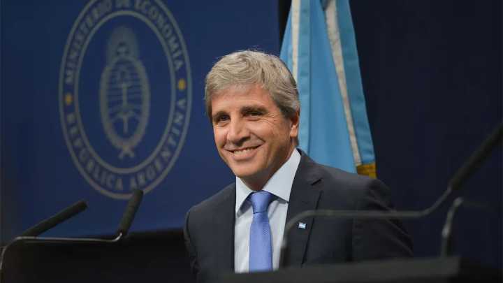 Luis Caputo celebró la inflación acumulada de 2025: "El orden fiscal fue clave"