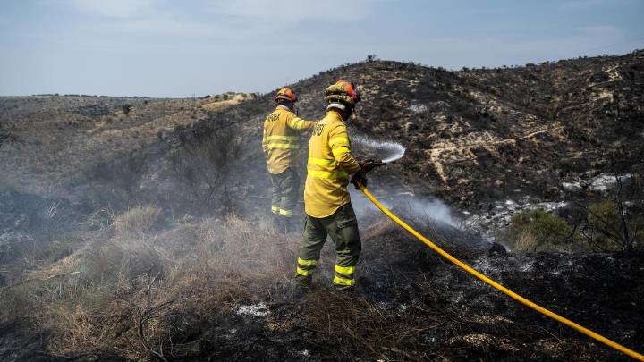 Extremadura incorpora 138 nuevos bomberos forestales desde hoy: así queda reforzado el Plan Infoex