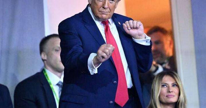 Trump announces the US will build tiny cars which he says are ‘really cute’