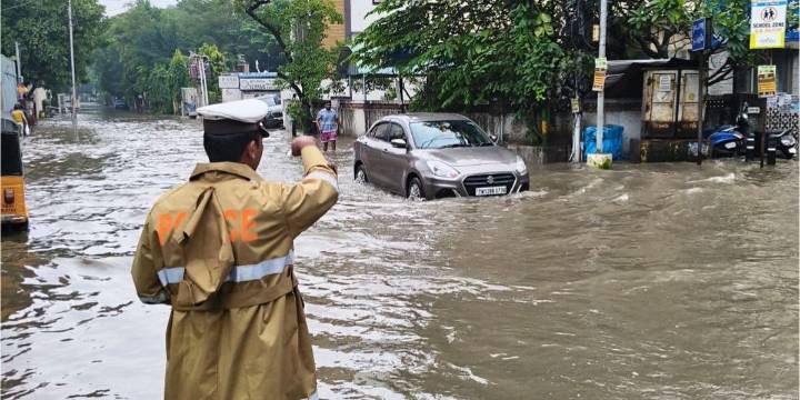 Cyclone Ditwah’s remnant soaks North Tamil Nadu for the third day; Chennai to see light rain