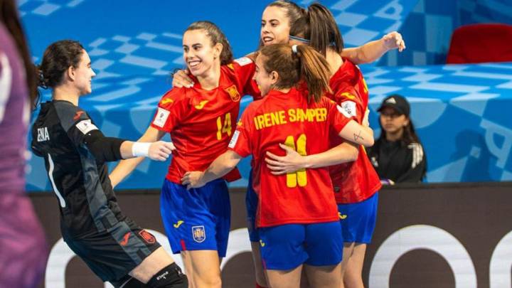 España golea a Marruecos y avanza a las semifinales del mundial femenino de fútbol sala (6