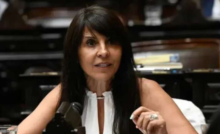 A la espera de la definición del Senado, Villaverde retiró su renuncia como diputada