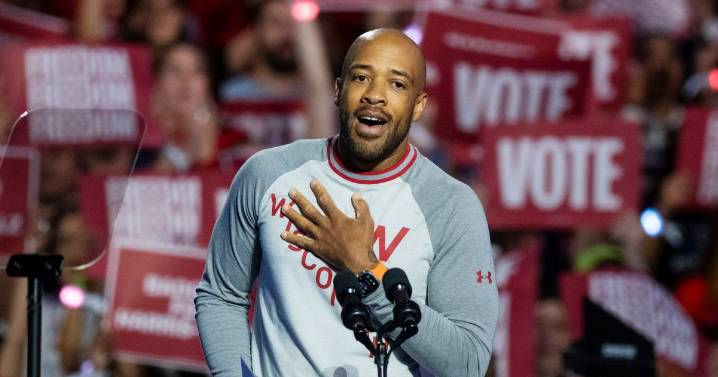 Democrat Mandela Barnes launches bid for Wisconsin governor