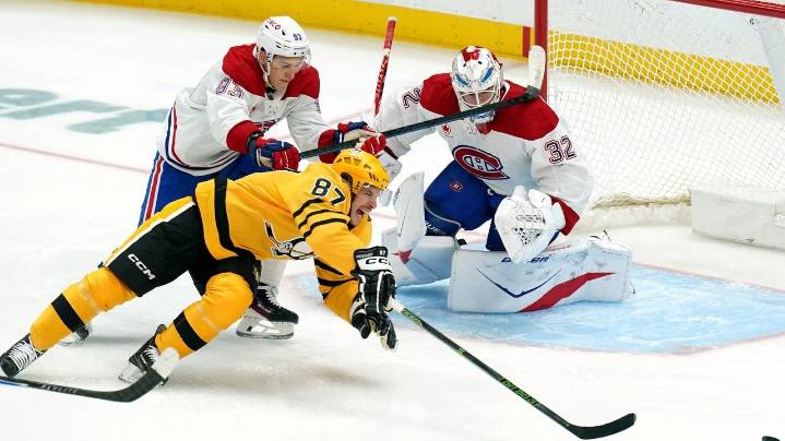 Fowler makes 33 saves in NHL debut as Canadiens beat Penguins 4