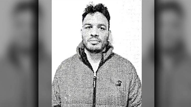 Amplían plazo de investigación en caso de Chávez Jr.; continuará en libertad condicional