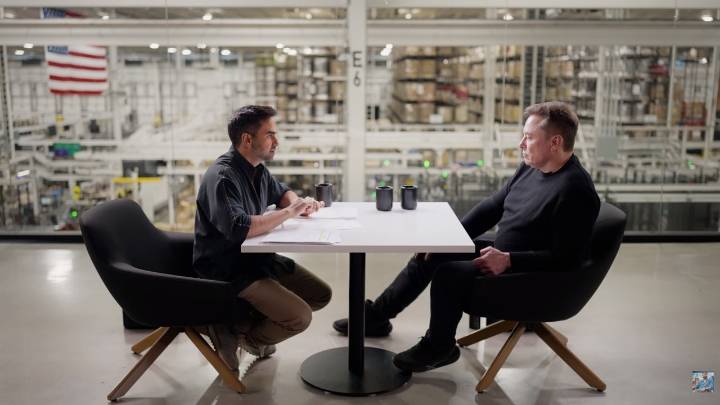 Elon Musk, el hombre más rico del mundo, apunta a las mejores inversiones del futuro: "Las empresas dedicadas a la IA, la robótica y los vuelos espaciales representarán casi todo el valor"