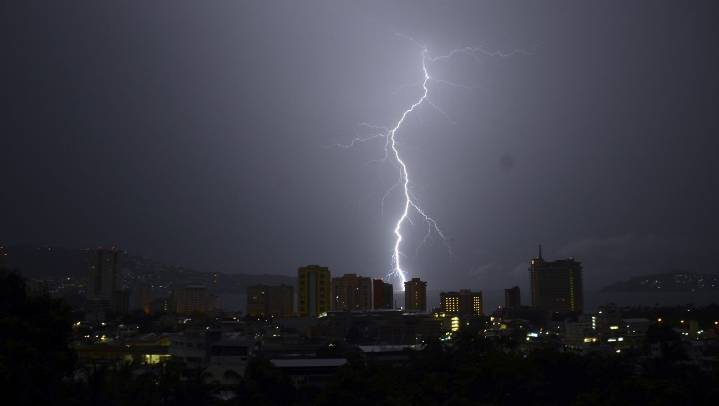 Habrá lluvias con descargas eléctricas y caída de granizo