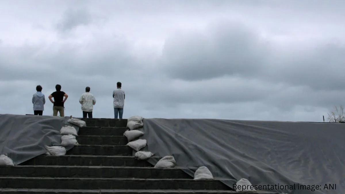 Tsunami warning issued in Japan after magnitude 7.6 earthquake off Aomori coast