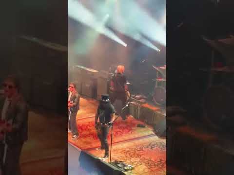 Bruno Mars Performs 'Smells like Teen Spirit' With Slash, Duff McKagan, Chad Smith