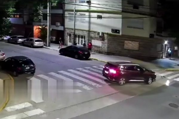 El “choca-tuti” de Villa del Parque: dio 2,45 de alcohol y destrozó autos y una casa