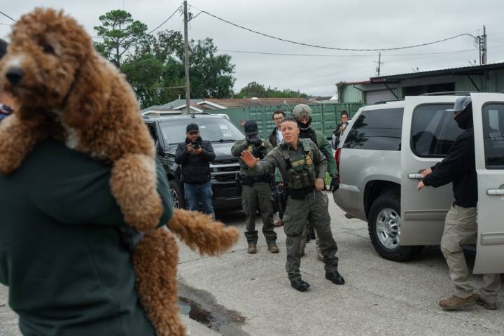 Decenas de niños de Florida preparan salida de EE.UU. tras deportación de sus familiares