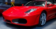 El Estado subasta una Ferrari F430 confiscada: lujo y crimen en un mismo remate
