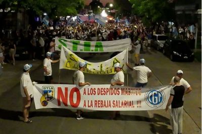 La oleada de cierres y la reforma laboral configuran un desafío histórico para los trabajadores