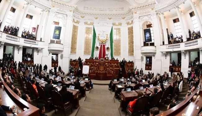Congreso CDMX realizan intercambio de diputaciones entre Morena y PVEM