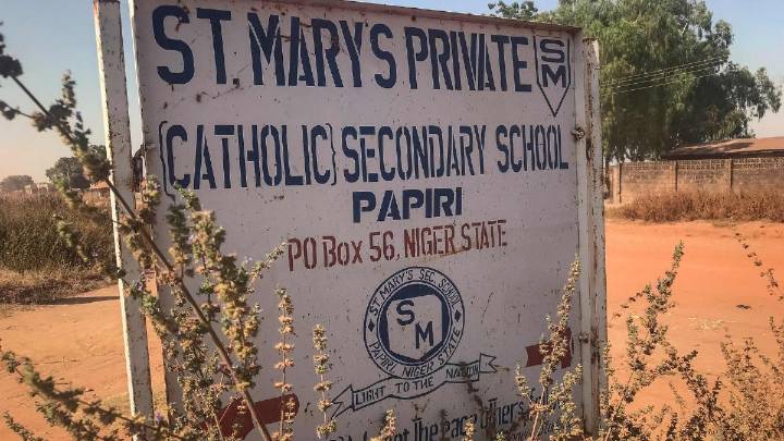 100 Nigerian schoolchildren freed after abduction; Over 100 still captive