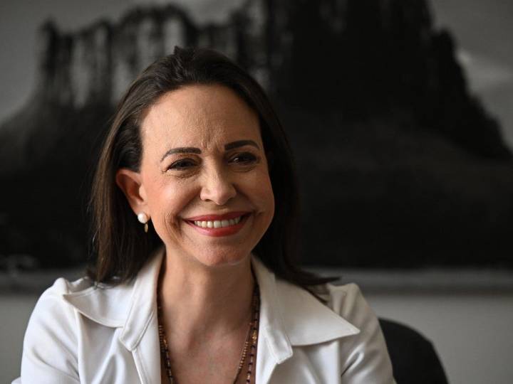 Machado confirms she will travel to Oslo to receive Nobel Peace Prize