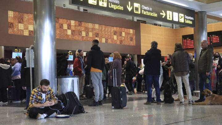 Fallo informático paraliza las operaciones aéreas en el aeropuerto de Edimburgo