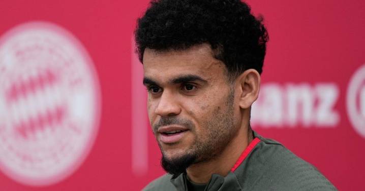 Bayern's Díaz gets Champions League ban cut after reckless foul on PSG's Hakimi