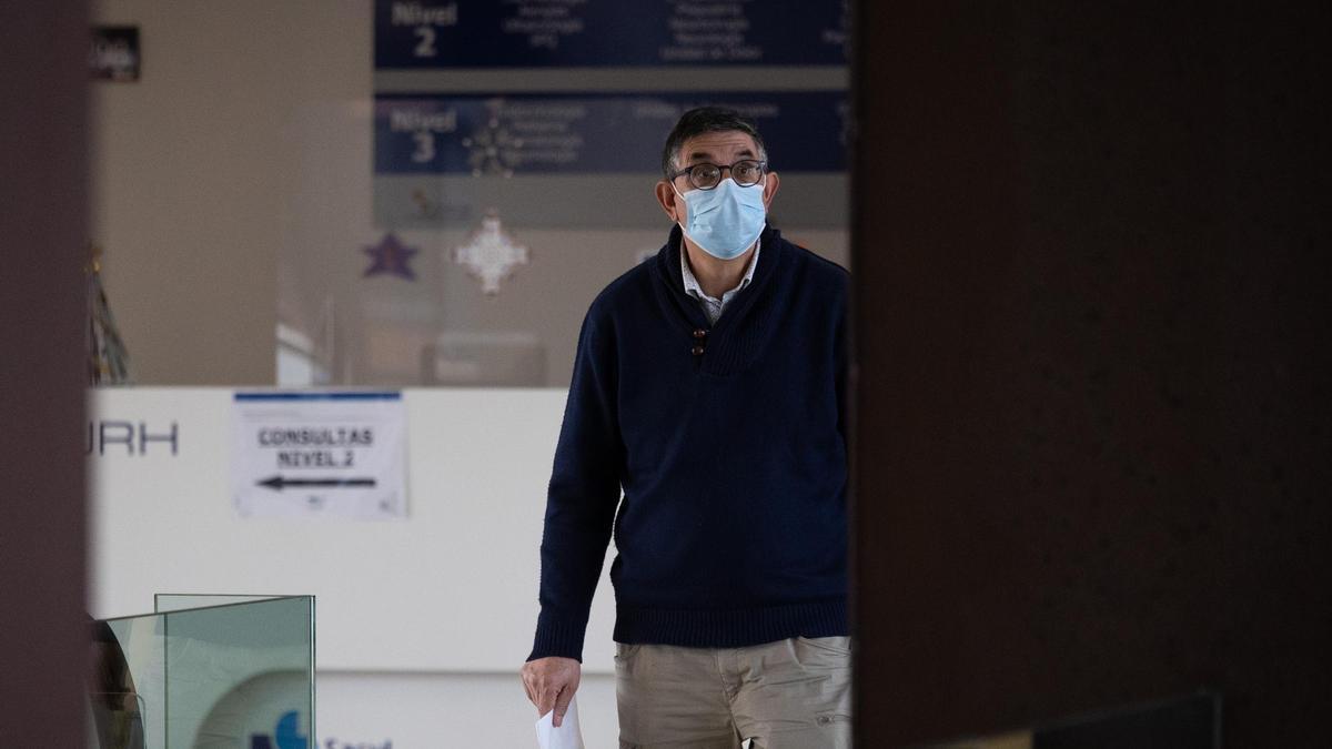 Del teletrabajo a las mascarillas en centros sanitarios: las comunidades pactan con Sanidad el protocolo de la gripe