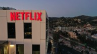 Netflix tiene una gran incógnita sin resolver que podría frustrar su acuerdo con Warner Bros.