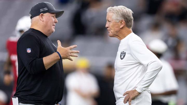 Chip Kelly interviewed for open OC position at Georgia Tech