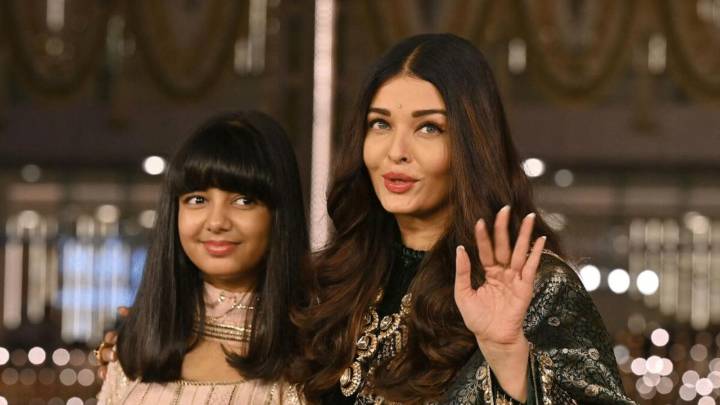 Aishwarya Rai reveals Aaradhya is not on social media