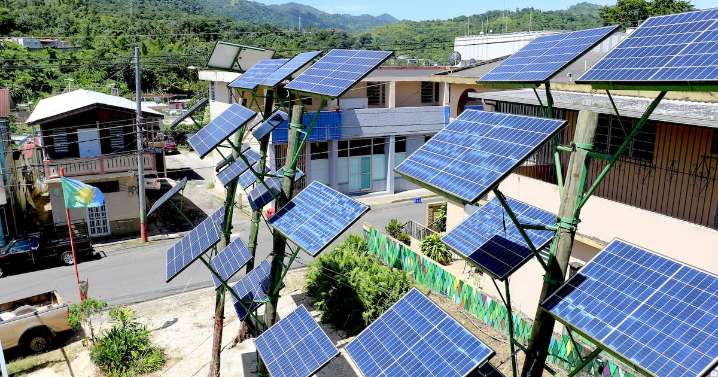 Organizaciones solares se oponen a aumento fijo residencial