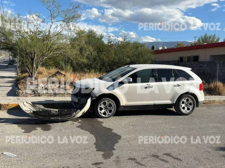 Accidente en Monclova: choque de vehículos causa daños materiales