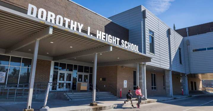 Orleans Parish School Board renews 13 New Orleans charter school contracts