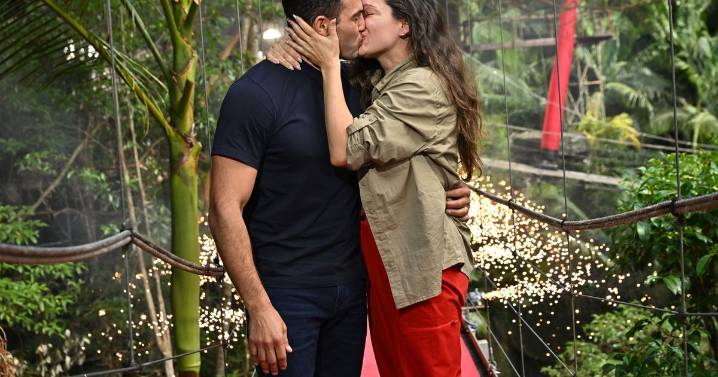 I'm a Celebrity star Kelly Brook's husband sends message amid emotional exit