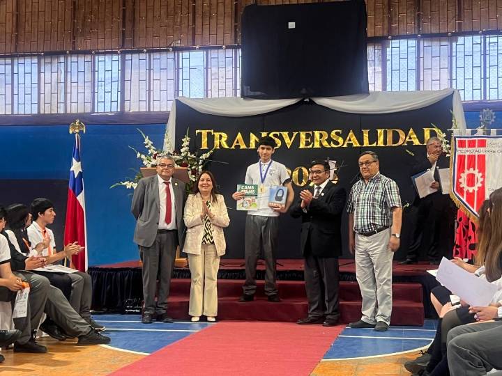 El Liceo Politécnico Pedro Aguirre Cerda (LIPAC) de Cauquenes premia a los ganadores de la IV Olimpiada de la Matemática 2025