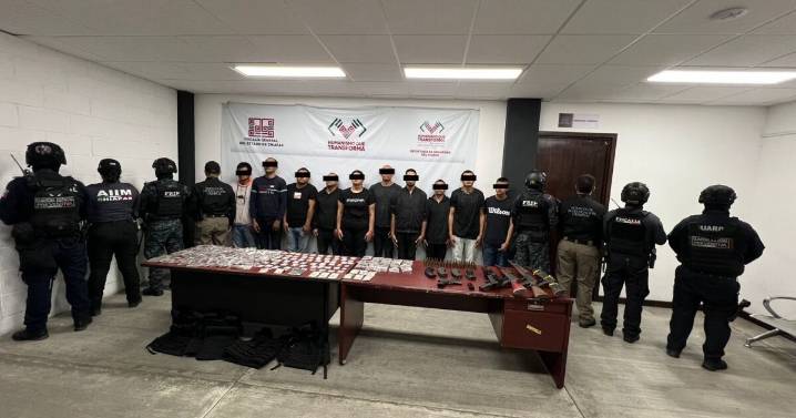 Autoridades detienen a 12 presuntos integrantes del CJNG en Chiapas