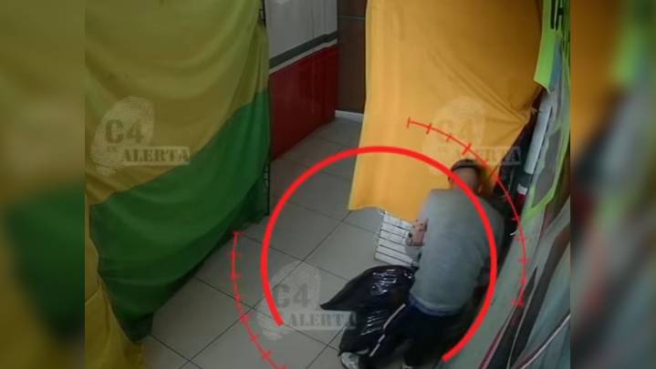 Hombre se roba una decena de zapatos de local en la GAM… pero sólo los del pie derecho