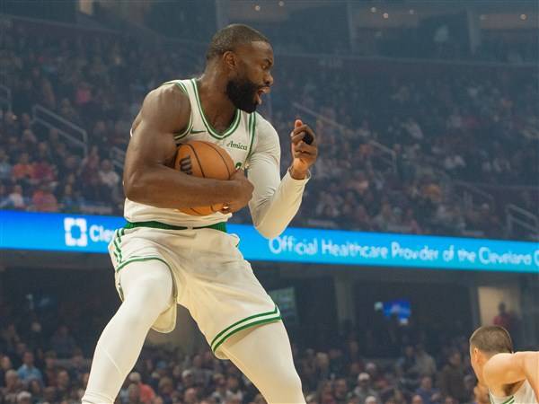 Jaylen Brown gets triple-double as Celtics outlast Cavaliers 117