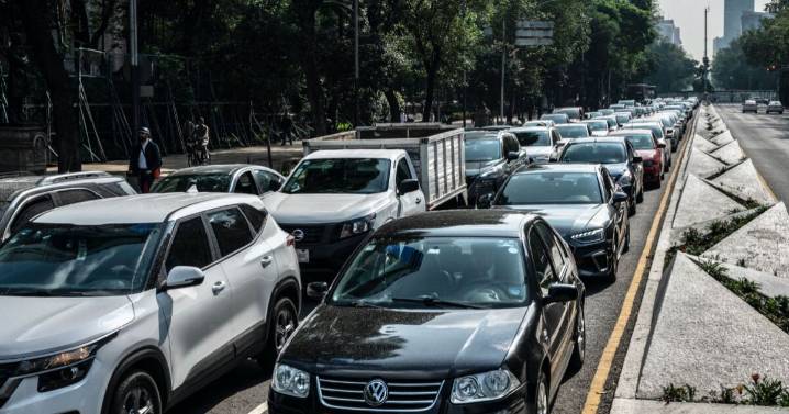 La 'tormenta perfecta' del tráfico en CDMX: por qué la movilidad en diciembre es un caos