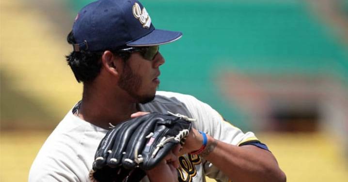LVBP: Wilmer Font blanqueó a Tiburones
