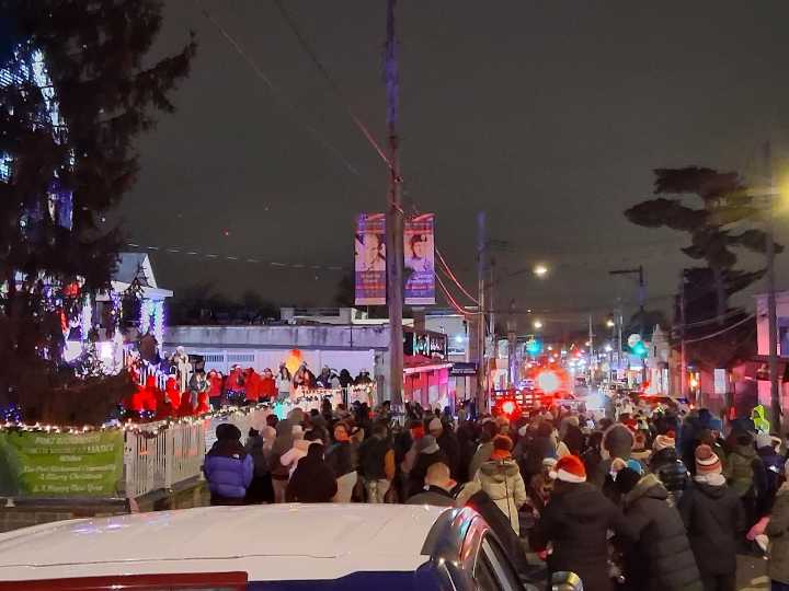Port Richmond aims to transform into “Holiday Tourist Avenue” with massive tree